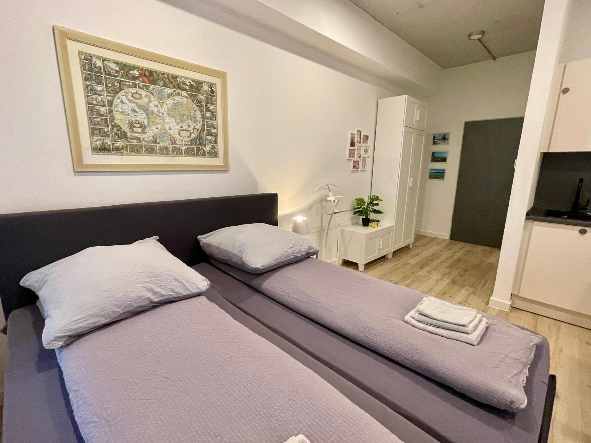 Neu Wunderschoenenes Weisses Apartament Am Schloessle Zentrum Goldstadt Pforzheim Exterior foto