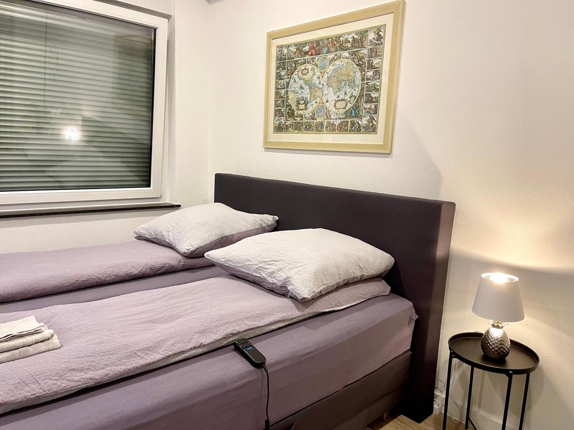 Neu Wunderschoenenes Weisses Apartament Am Schloessle Zentrum Goldstadt Pforzheim Exterior foto